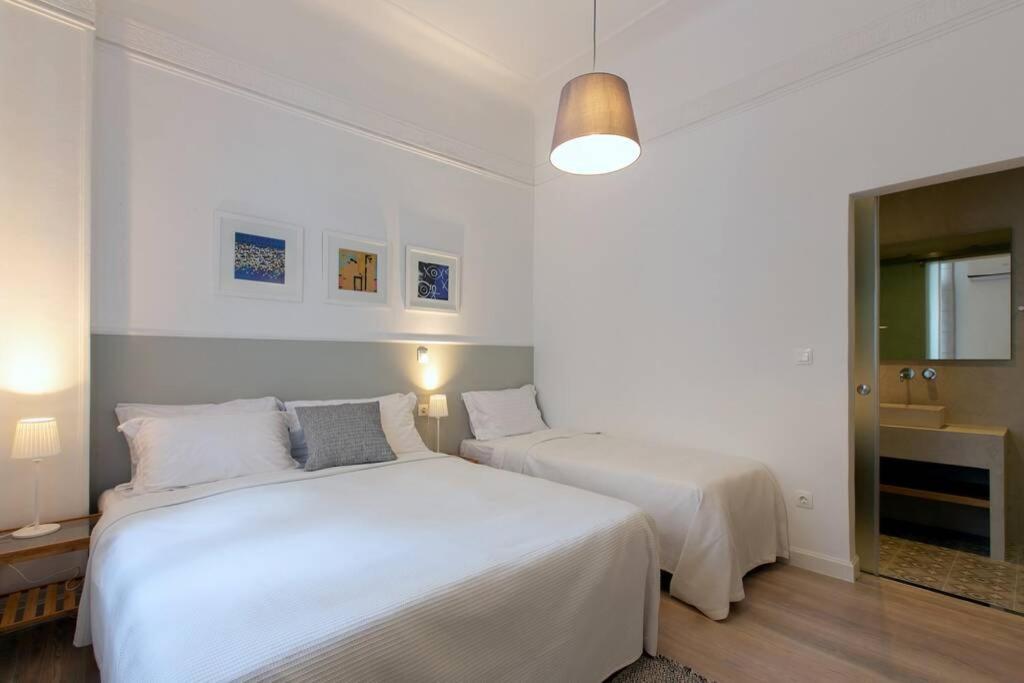Athens Center Modern Apt In Art Nouveau Building Bagian luar foto