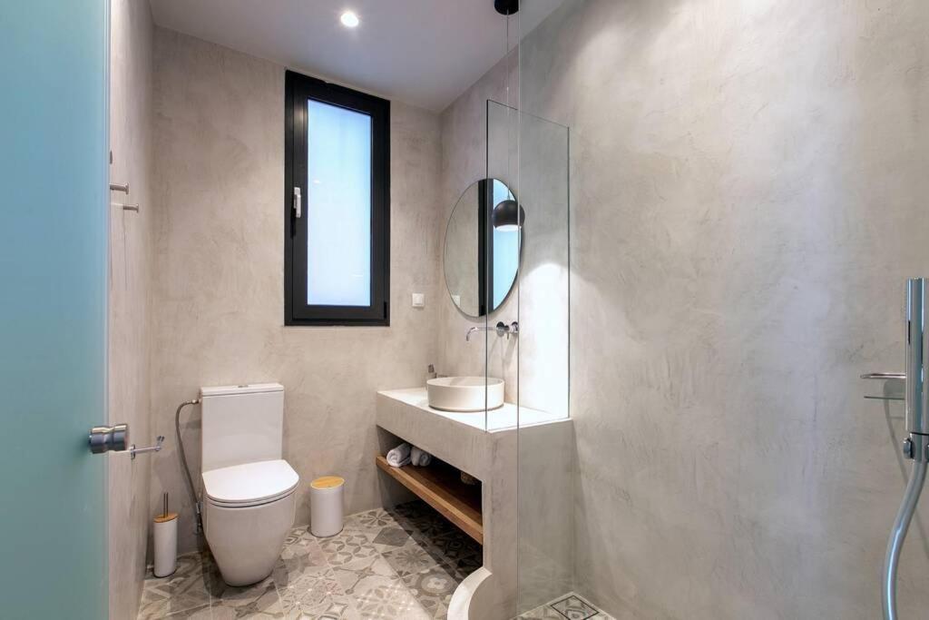 Athens Center Modern Apt In Art Nouveau Building Bagian luar foto